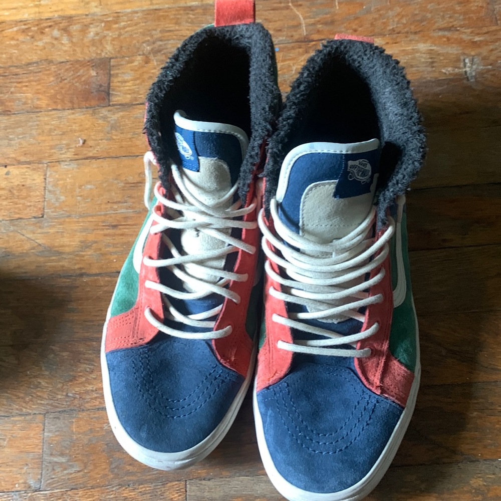 Color block fur lined vans